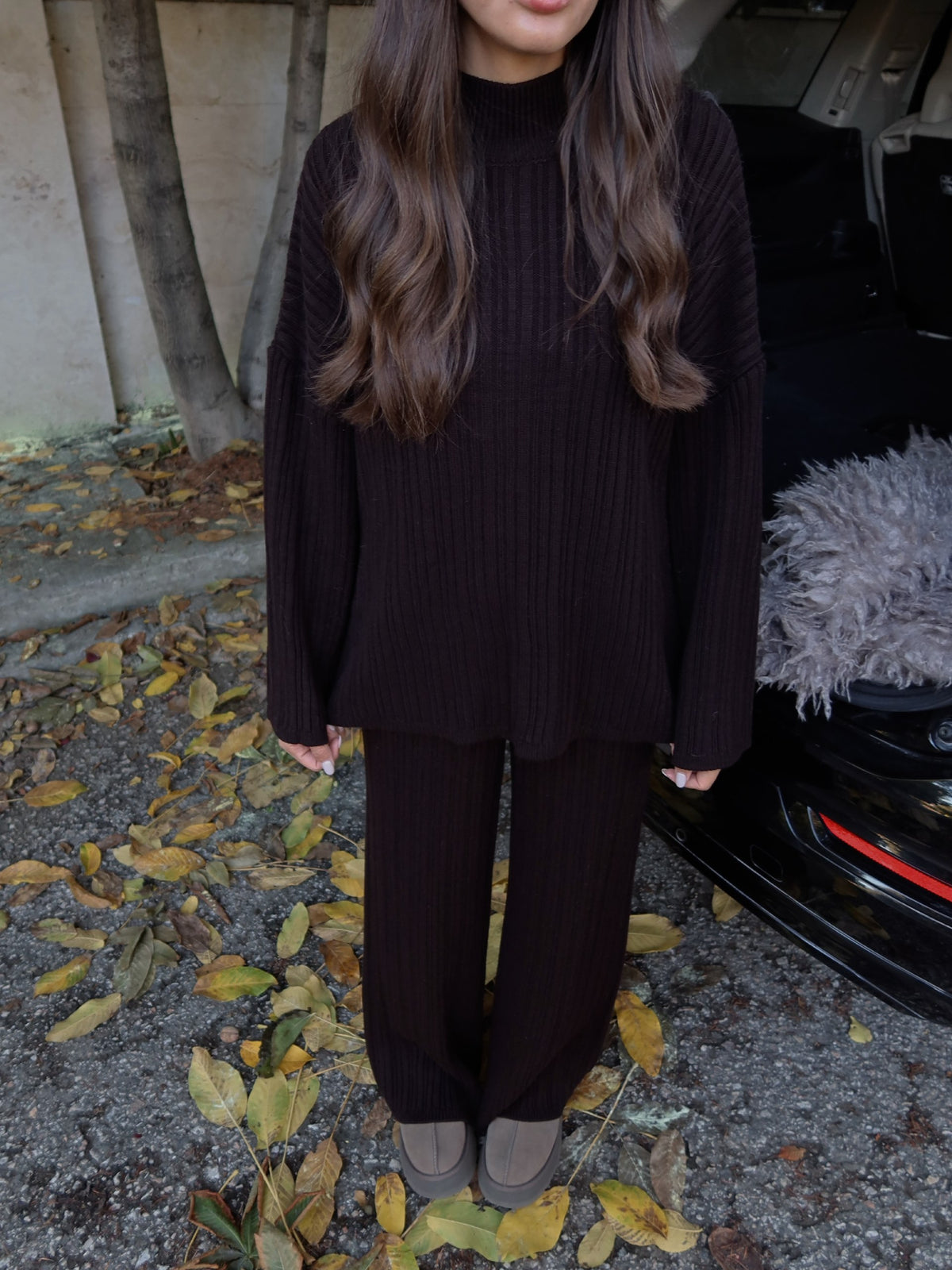 Ensemble  en Maille Côtelée – Pull Ample & Pantalon Fluide