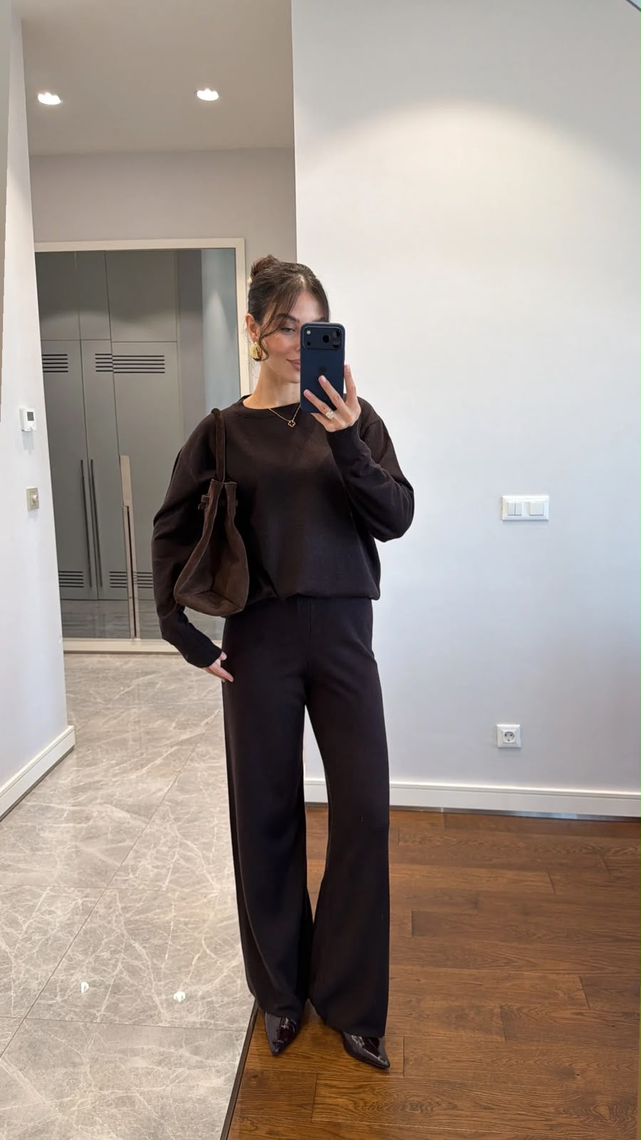 NEW-YORKER SET