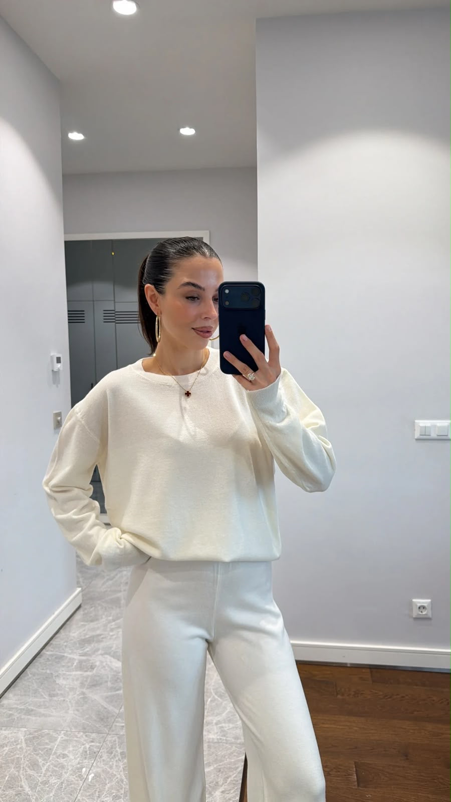 NEW-YORKER SET